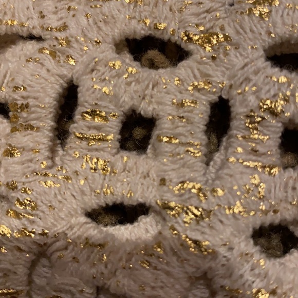 EUC Chico’s Ivory and Gold Open Front Vest Size Chico’s 1 or Medium - Picture 6 of 6